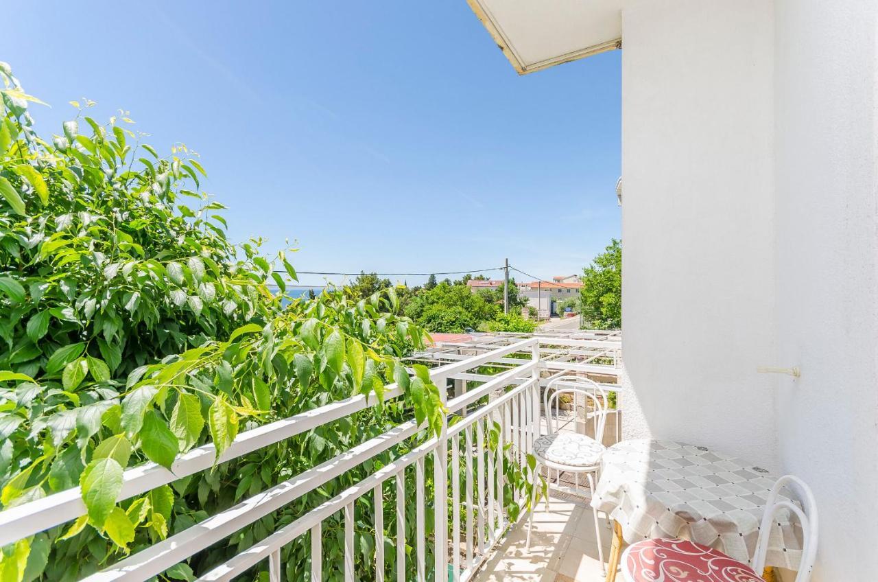 Apartments Zora สตารีกราด-ปาเคลนีซา ภายนอก รูปภาพ